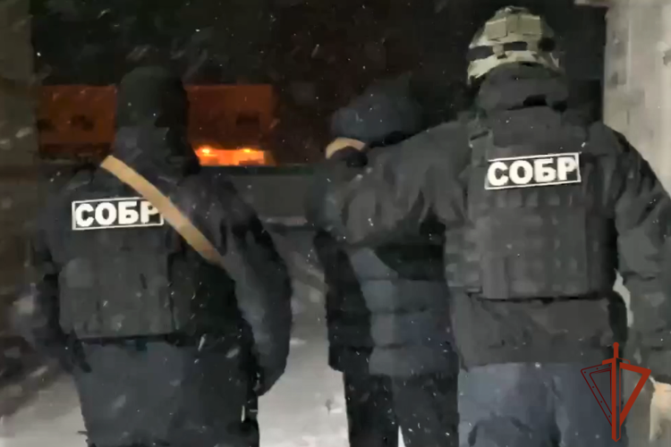Заведующий отделением судмедэкспертизы в Томской области задержан за получение взяток при силовой поддержке спецназа Росгвардии (видео)