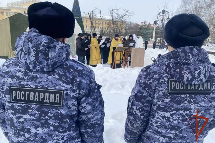 Безопасность Братского молебна в Томске обеспечили сотрудники Росгвардии
