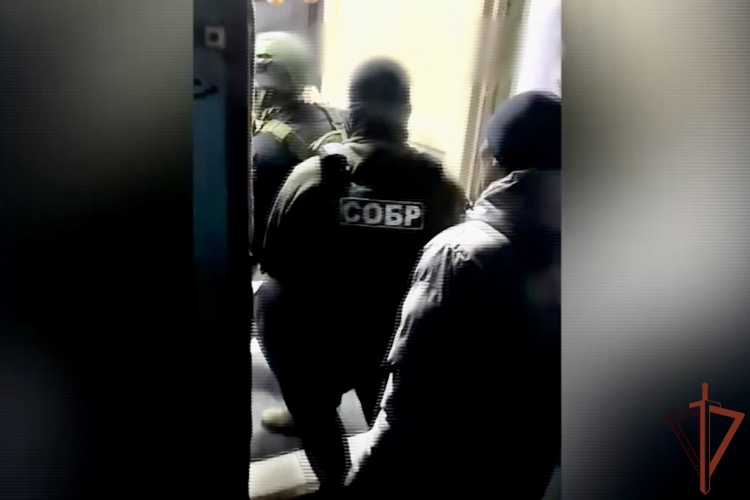 Подозреваемый в двойном убийстве задержан при силовой поддержке спецназа Росгвардии в Томске