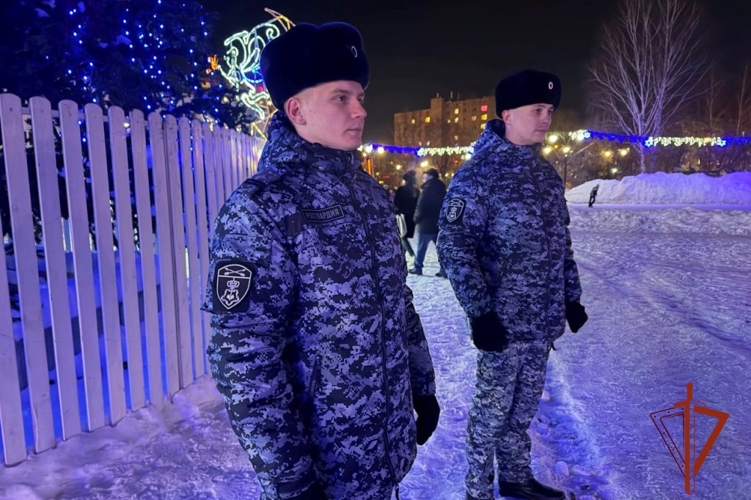 Росгвардейцы обеспечили безопасность граждан в период празднования Нового года в Томской области