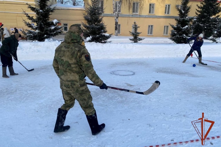 Росгвардейцы в Томской области провели семейный праздник