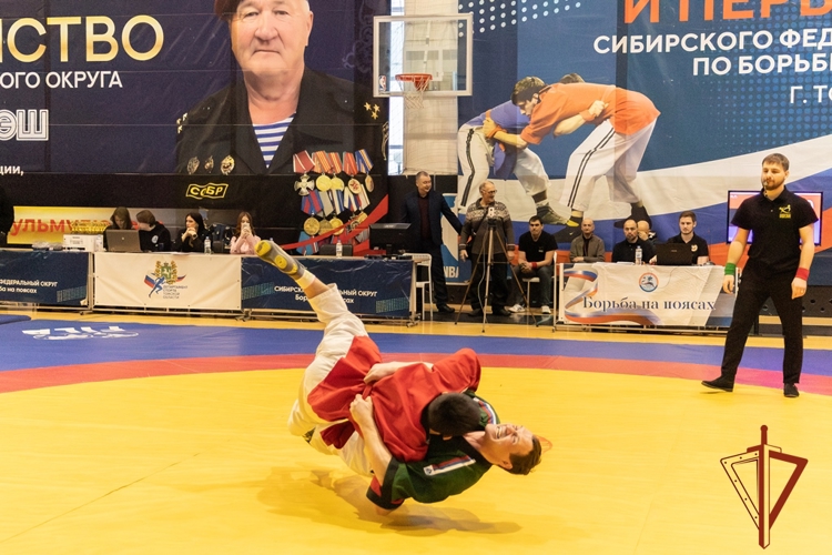 Состоялся чемпионат и первенство Сибирского и Дальневосточного федеральных округов по борьбе на поясах и борьбе корэш памяти первого командира томского СОБР