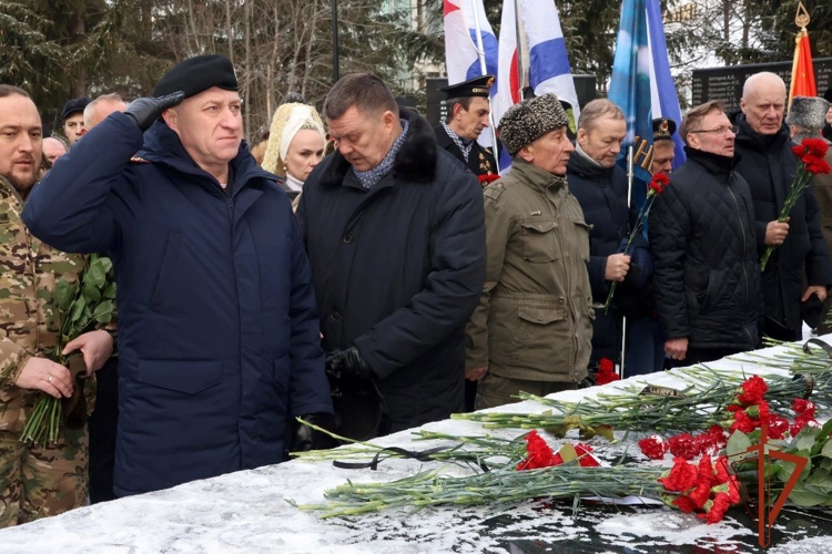 Начальник Управления Росгвардии по Томской области почтил память воинов, павших за пределами Отечества (видео)