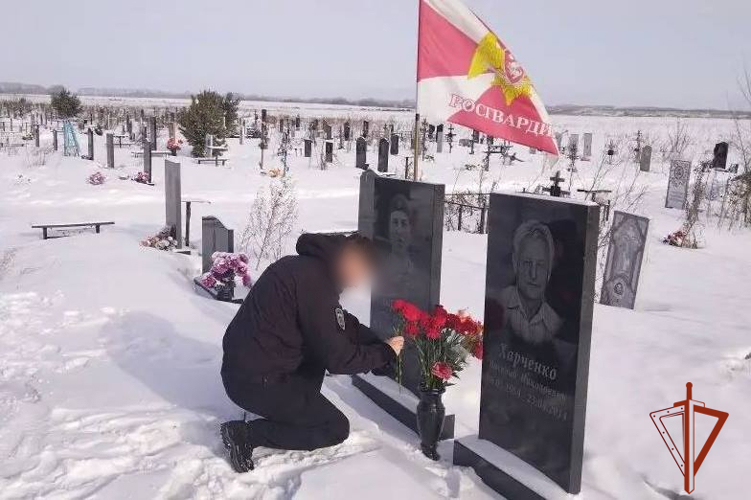 Томский ОМОН «Ратник» Росгвардии почтил память боевого товарища Сергея Харченко, героически погибшего в ходе СВО