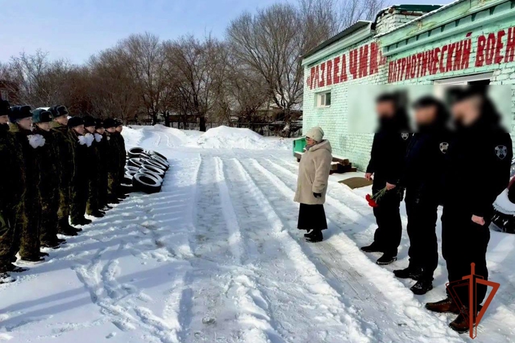 Томский ОМОН «Ратник» Росгвардии почтил память боевого товарища Сергея Харченко, героически погибшего в ходе СВО
