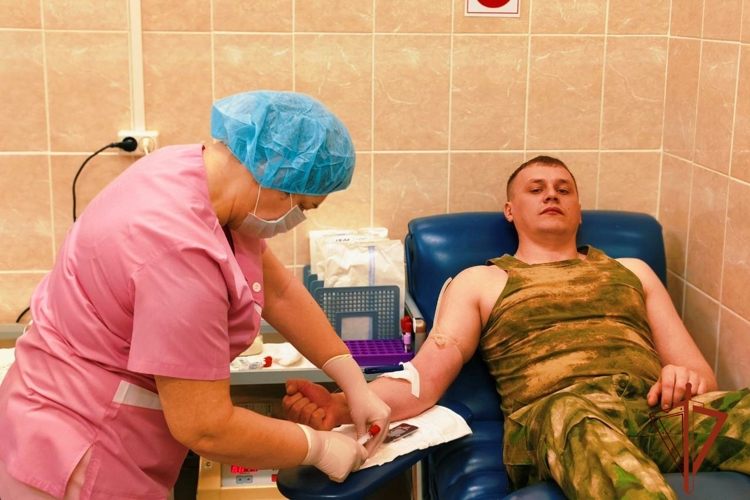 В юбилейный год образования Росгвардии в Томской области прошла всероссийская ведомственная акция «От сердца к сердцу» (видео)