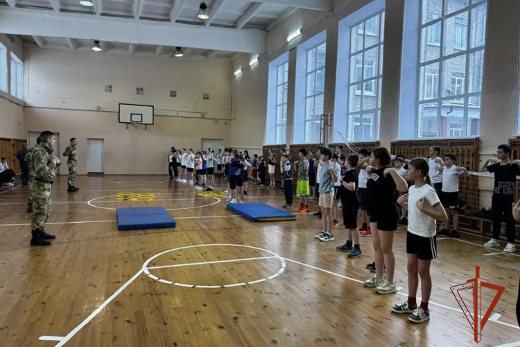 Юные северчане прошли «тропу героев» накануне юбилея Росгвардии