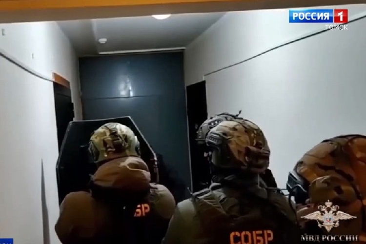 При содействии Росгвардии в Томске задержаны подозреваемые в покушении на убийство общеопасным способом