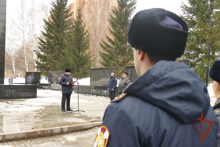 В Томской области проходят торжественные мероприятия в день юбилея Росгвардии (видео)