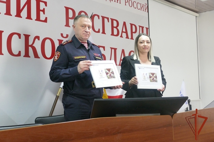 В Управлении Росгвардии по Томской области состоялось торжественное гашение почтового блока, посвященного юбилею ведомства (видео)