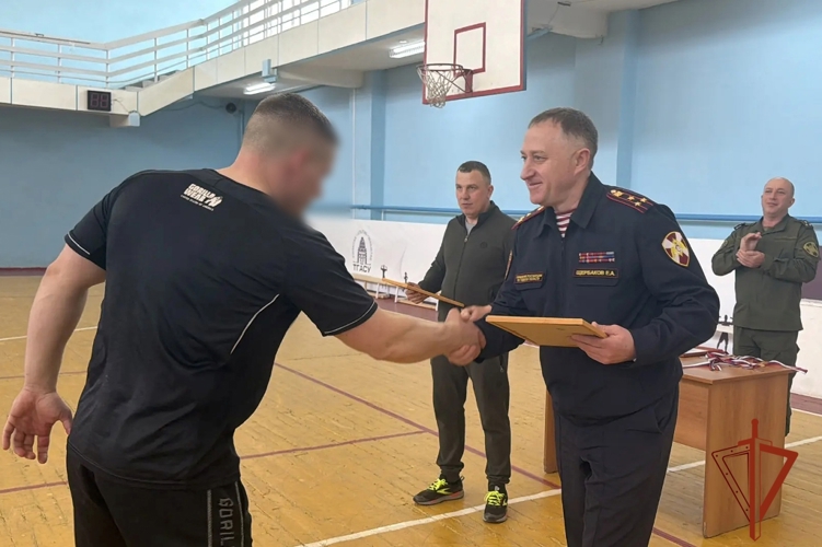 ОМОН «Ратник» стал победителем юбилейного турнира по мини-футболу на Кубок начальника Управления Росгвардии по Томской области