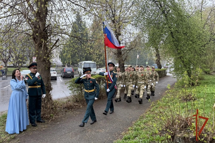 «Парад у дома ветерана» провела Росгвардия в Томской области (видео)