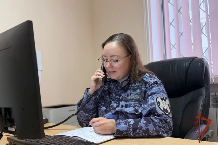 Прямая линия по вопросам поступления на службу в Росгвардию состоялась в Томске