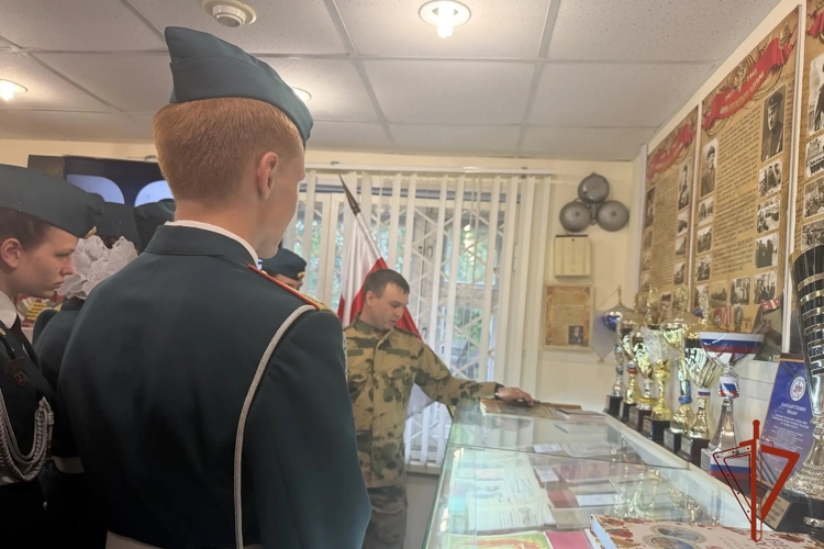 В Управлении Росгвардии по Томской области наградили воспитанников Штаба Поста №1