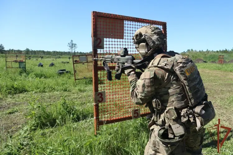 Офицер СОБР из Томской области принял участие в учебно-методическом сборе с инструкторами  Сибирского округа Росгвардии