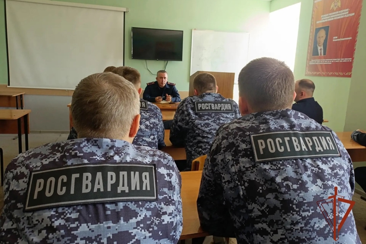 Сотрудники Росгвардии и СК провели в Томске круглый стол по правовому информированию