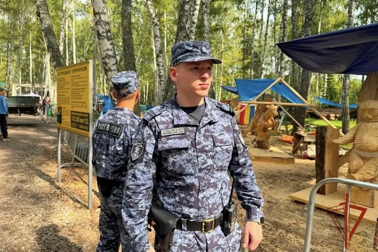 Безопасность международного фестиваля ремесел «Праздник топора – 2026» в Томской области обеспечила Росгвардия