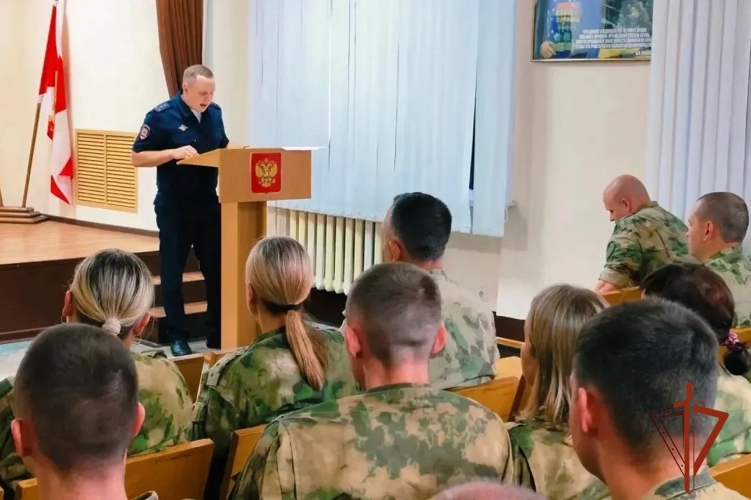 Круглый стол по безопасности дорожного движения прошел в северском соединении Росгвардии
