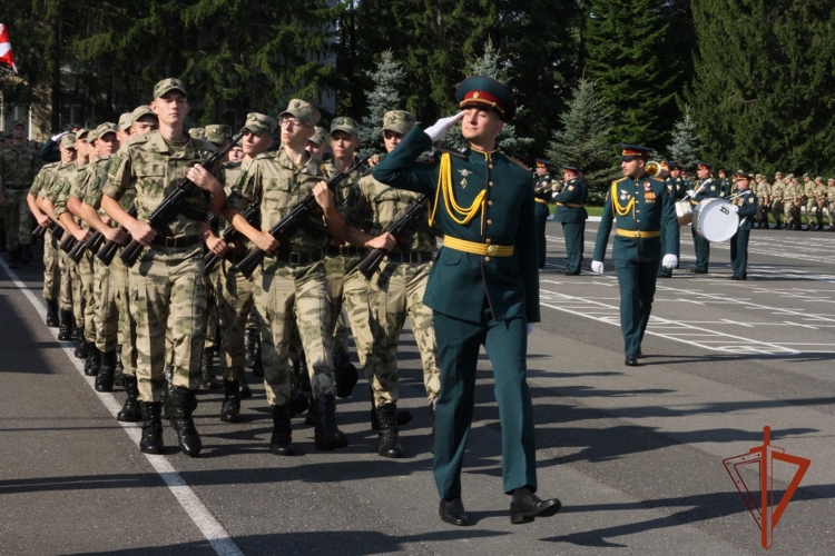 Новобранцы северского соединения Росгвардии приняли военную присягу