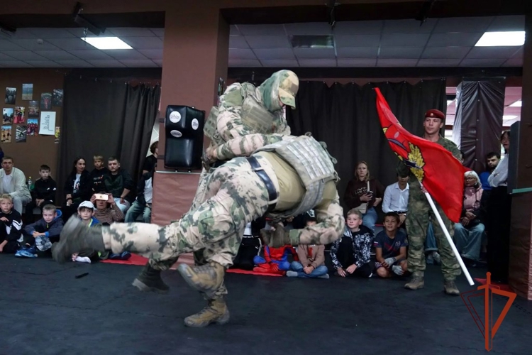 При поддержке Росгвардии в Томской области состоялся турнир по кикбоксингу «Ринг дружбы» среди юных спортсменов