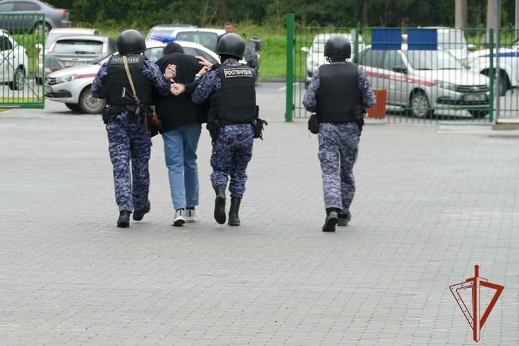 Всероссийские учения на объектах образования прошли в Томской области при участии Росгвардии