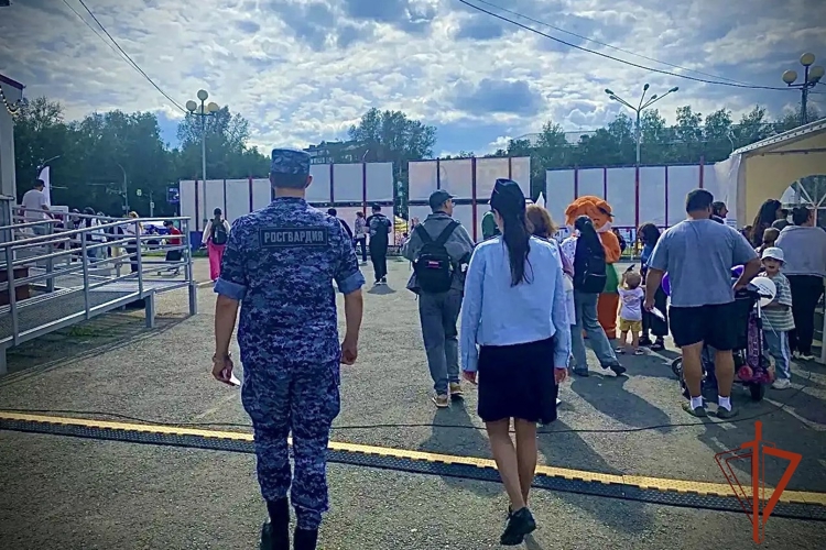 Росгвардия обеспечила охрану общественного порядка на массовых мероприятиях в Томске
