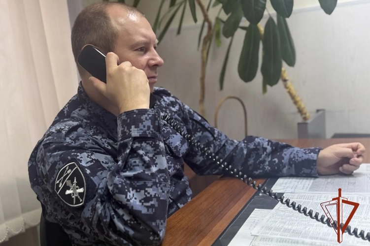 Прямая линия Росгвардии по вопросам порядка и условий прохождения службы в подразделениях на территории ДНР прошла в Томской области