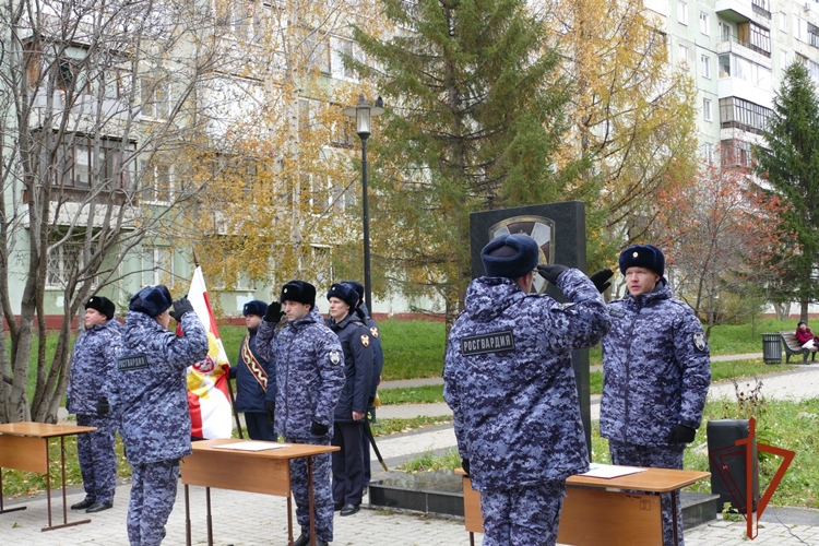 Новобранцы Росгвардии торжественно приняли присягу в Томской области