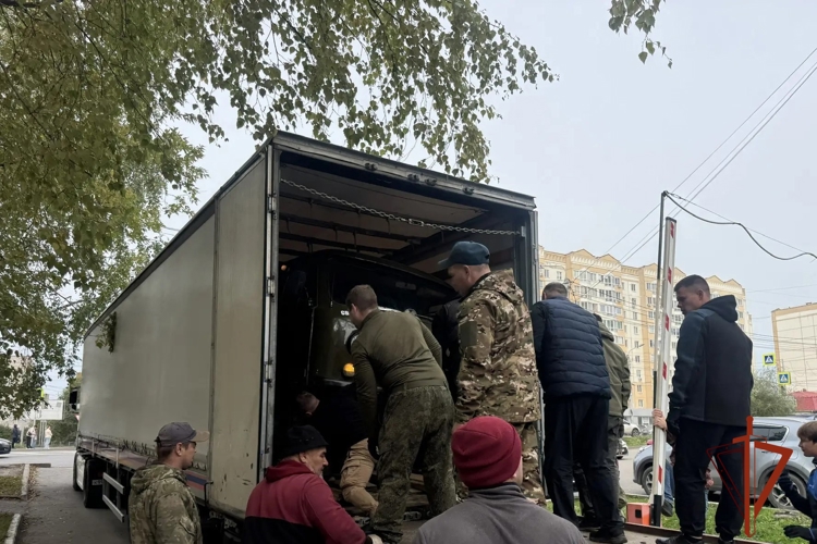 При содействии Росгвардии из Томской области на СВО направлен осенний гуманитарный груз «Красного обоза»
