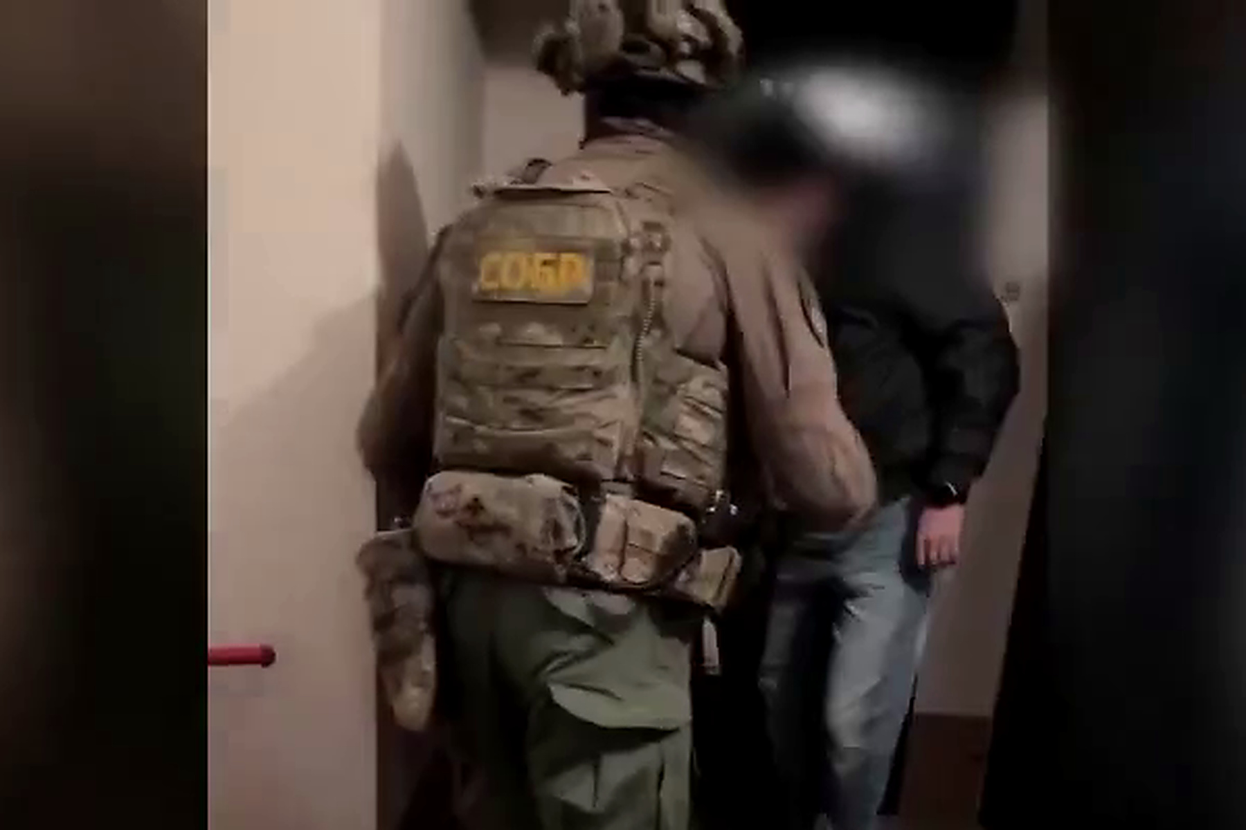 При силовой поддержке СОБР Росгвардии в Томске задержана организованная группа автоподставщиков